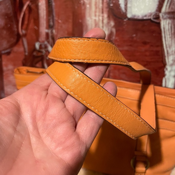 Wilson’s Leather, leather bag - Picture 2 of 16